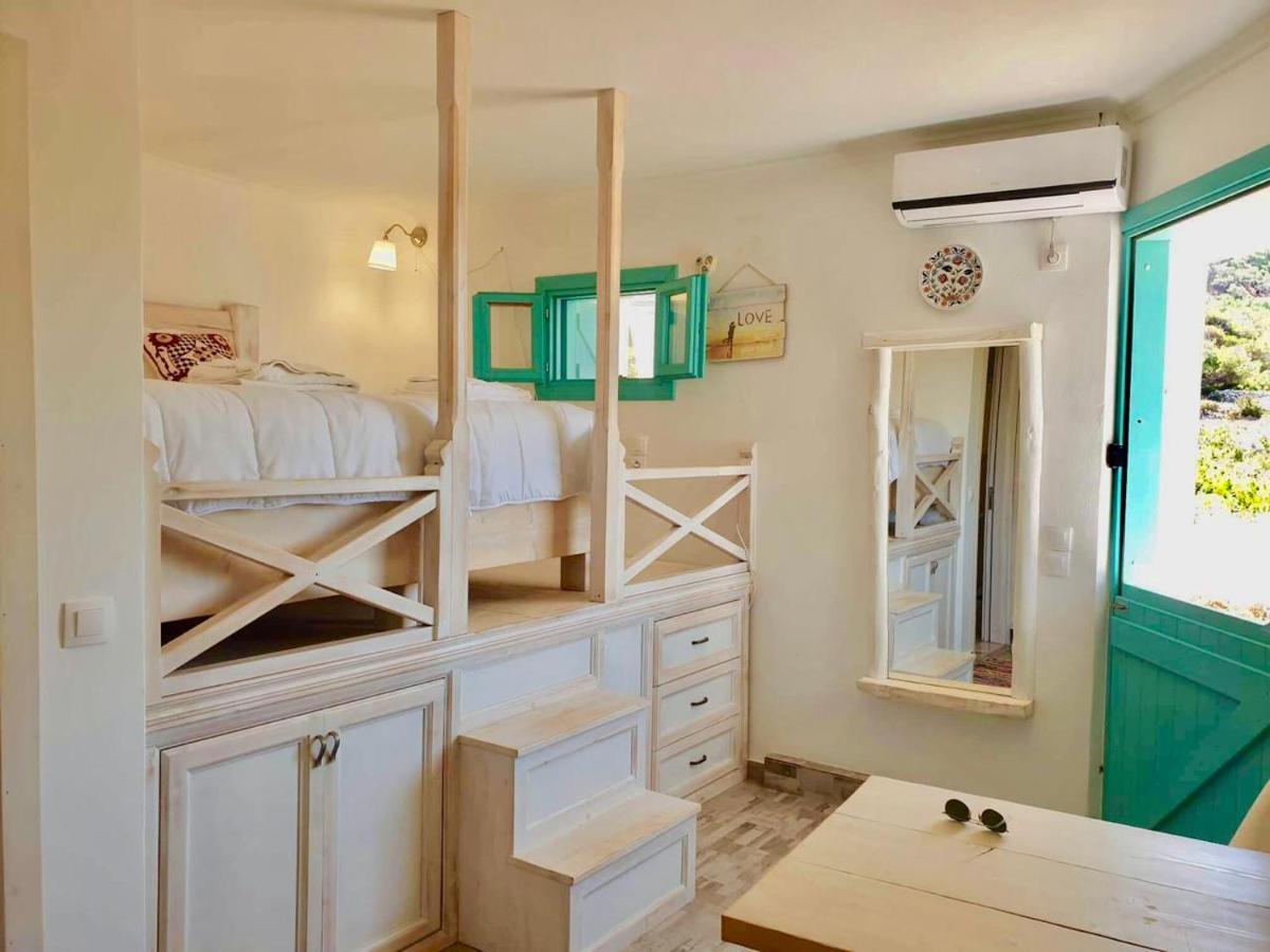 Aparthotel Kathys Island Retreat à Adia Extérieur photo