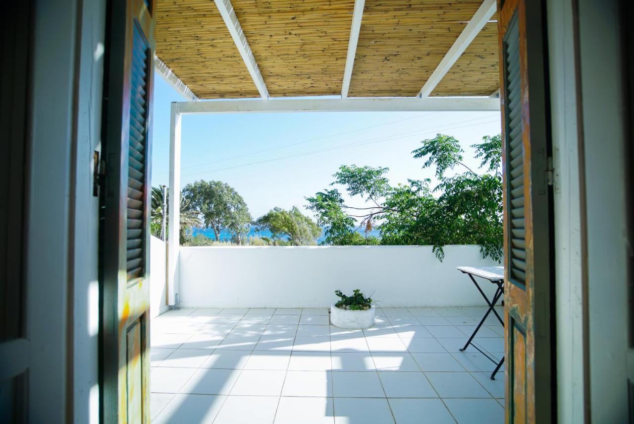 Aparthotel Kathys Island Retreat à Adia Extérieur photo