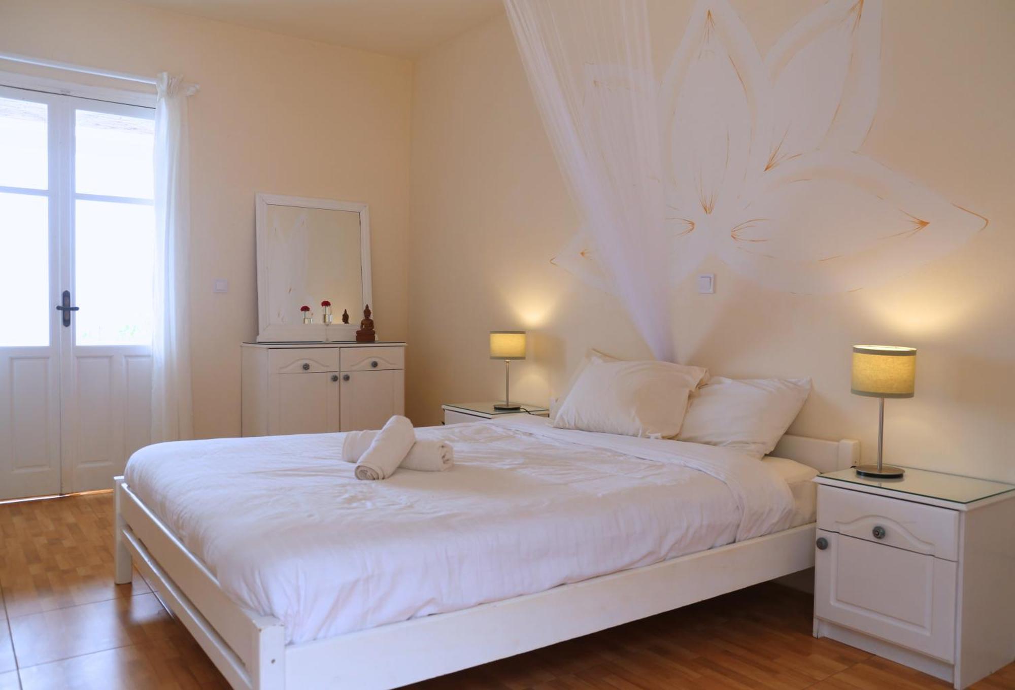 Aparthotel Kathys Island Retreat à Adia Extérieur photo