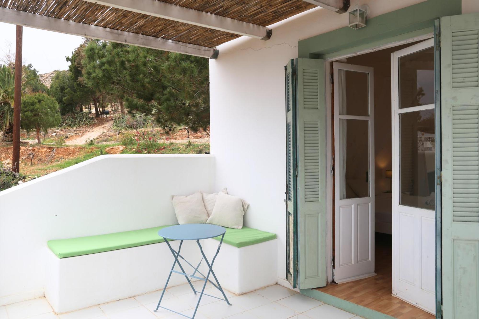 Aparthotel Kathys Island Retreat à Adia Extérieur photo