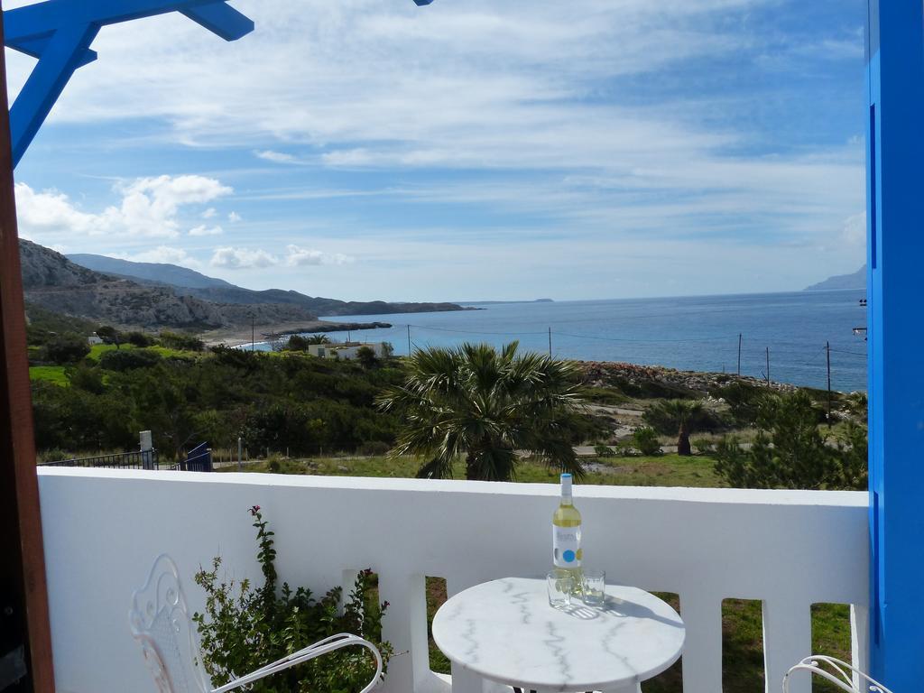 Aparthotel Kathys Island Retreat à Adia Chambre photo